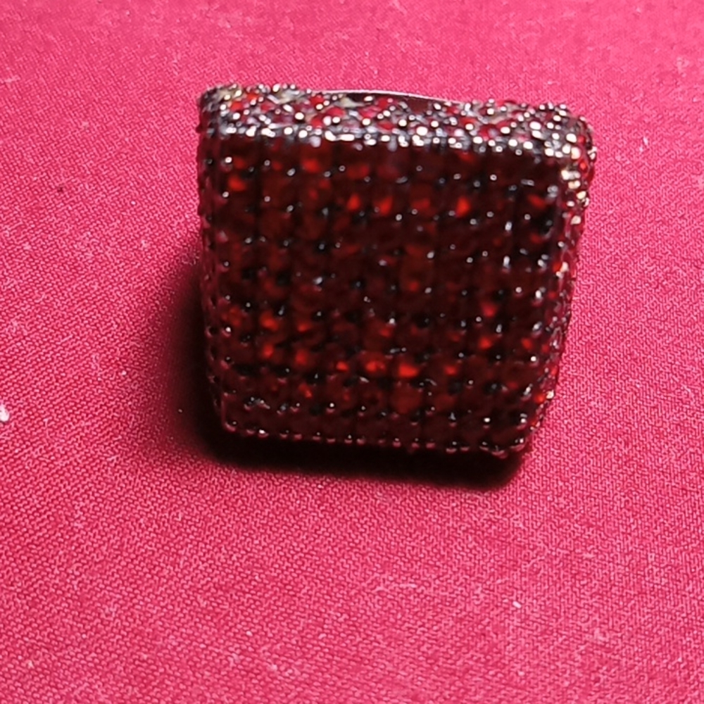 Red diamond ring - Picture 6 of 15